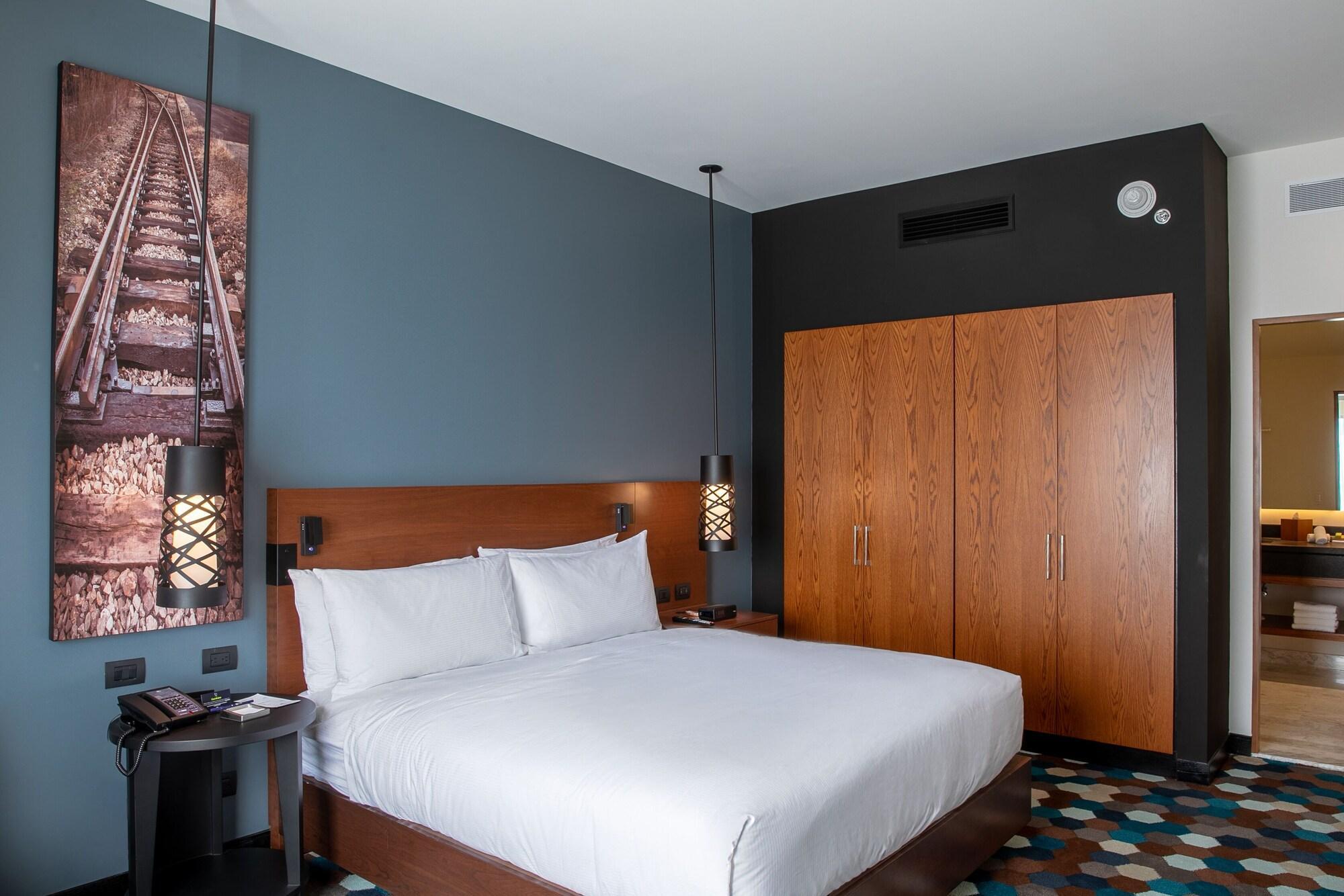 Doubletree By Hilton Celaya Celaya  Exteriér fotografie