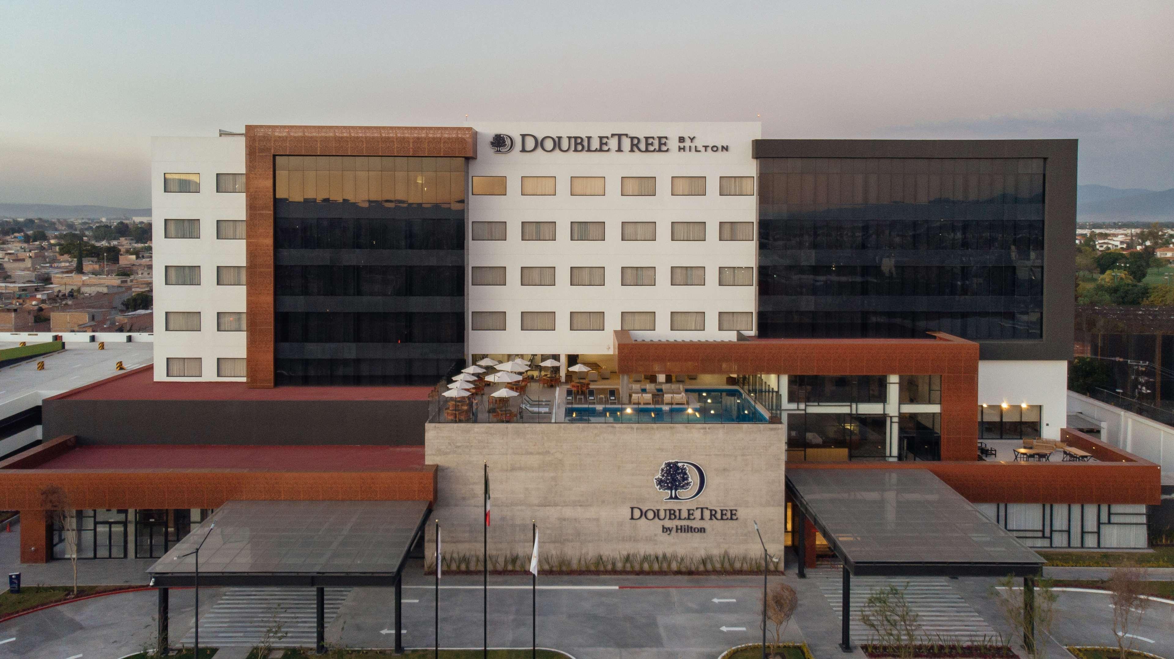 Doubletree By Hilton Celaya Celaya  Exteriér fotografie