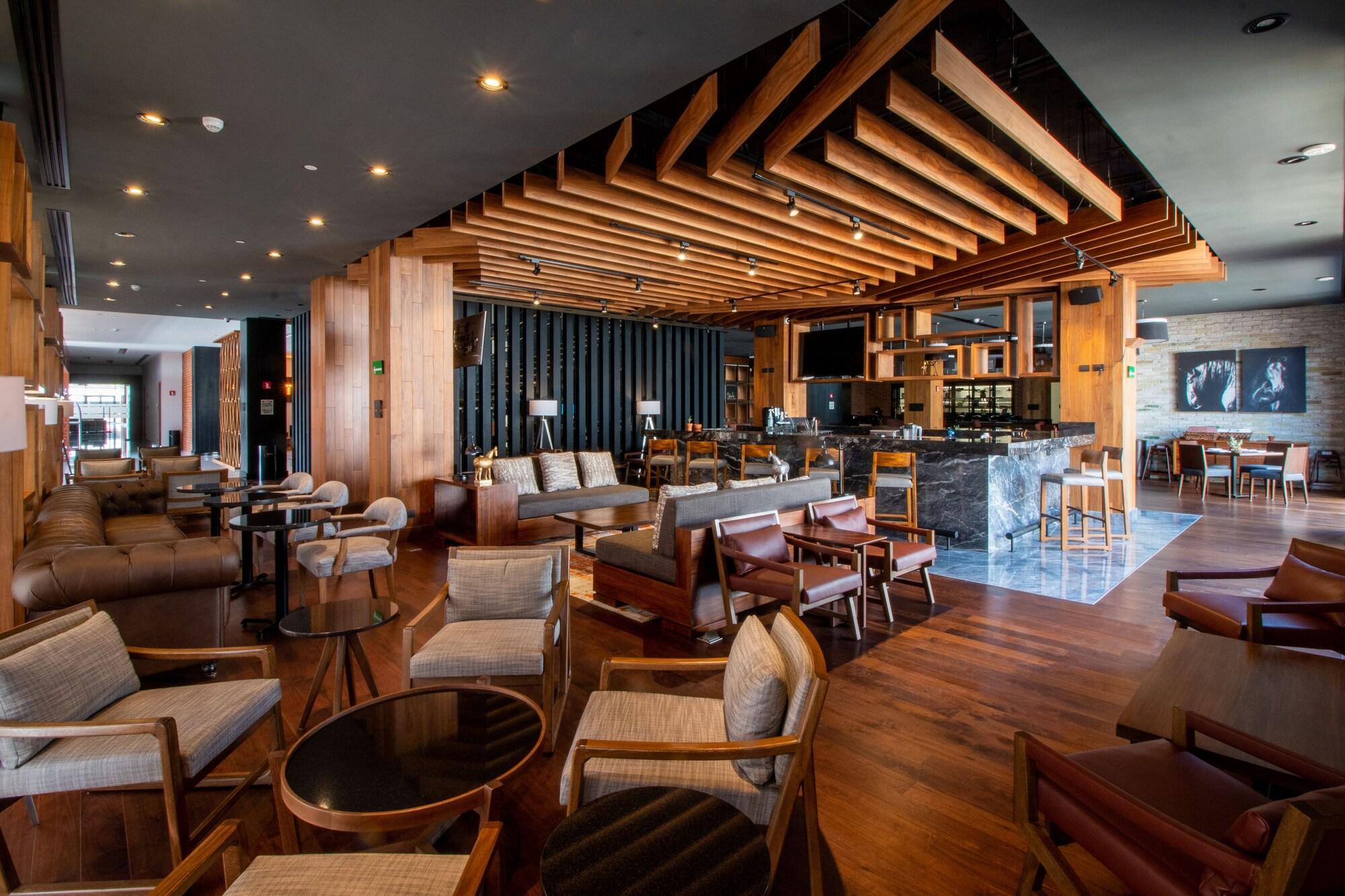 Doubletree By Hilton Celaya Celaya  Exteriér fotografie