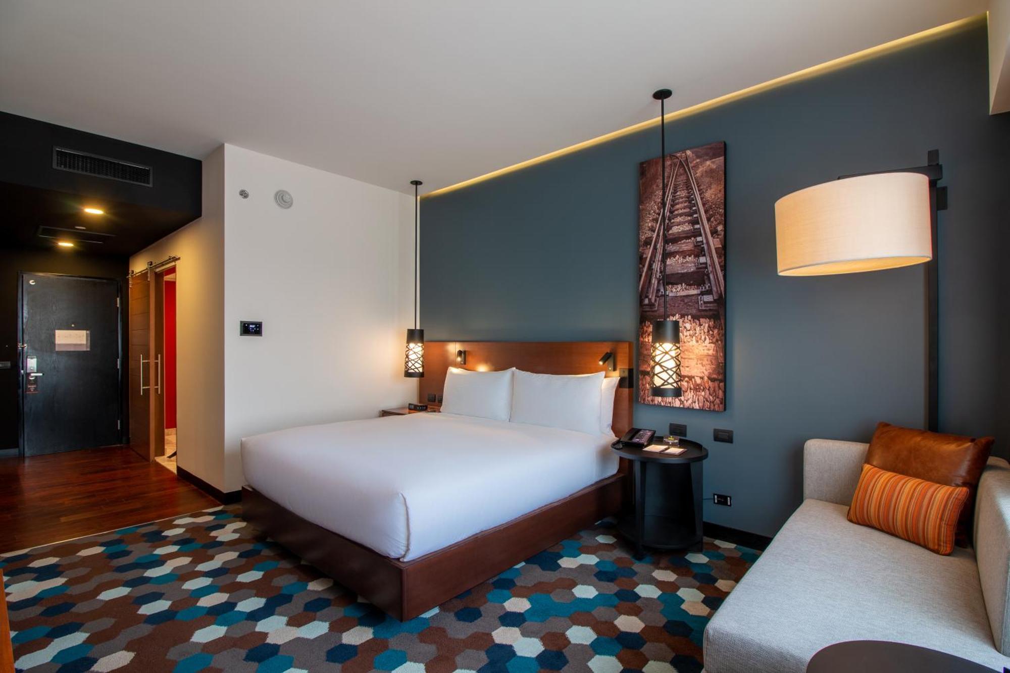 Doubletree By Hilton Celaya Celaya  Exteriér fotografie