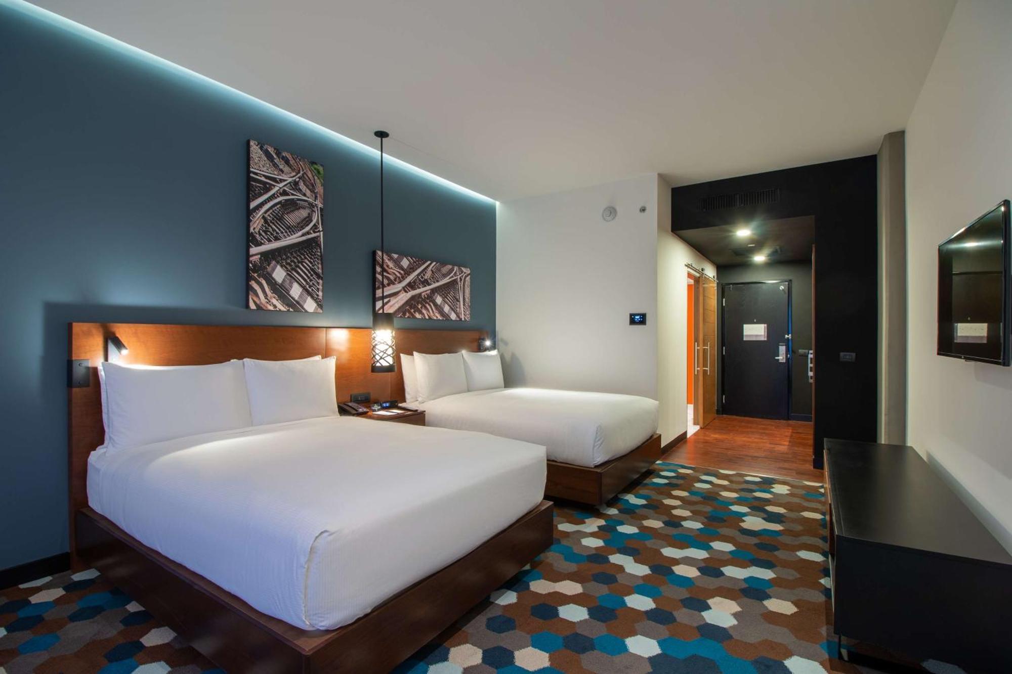 Doubletree By Hilton Celaya Celaya  Exteriér fotografie