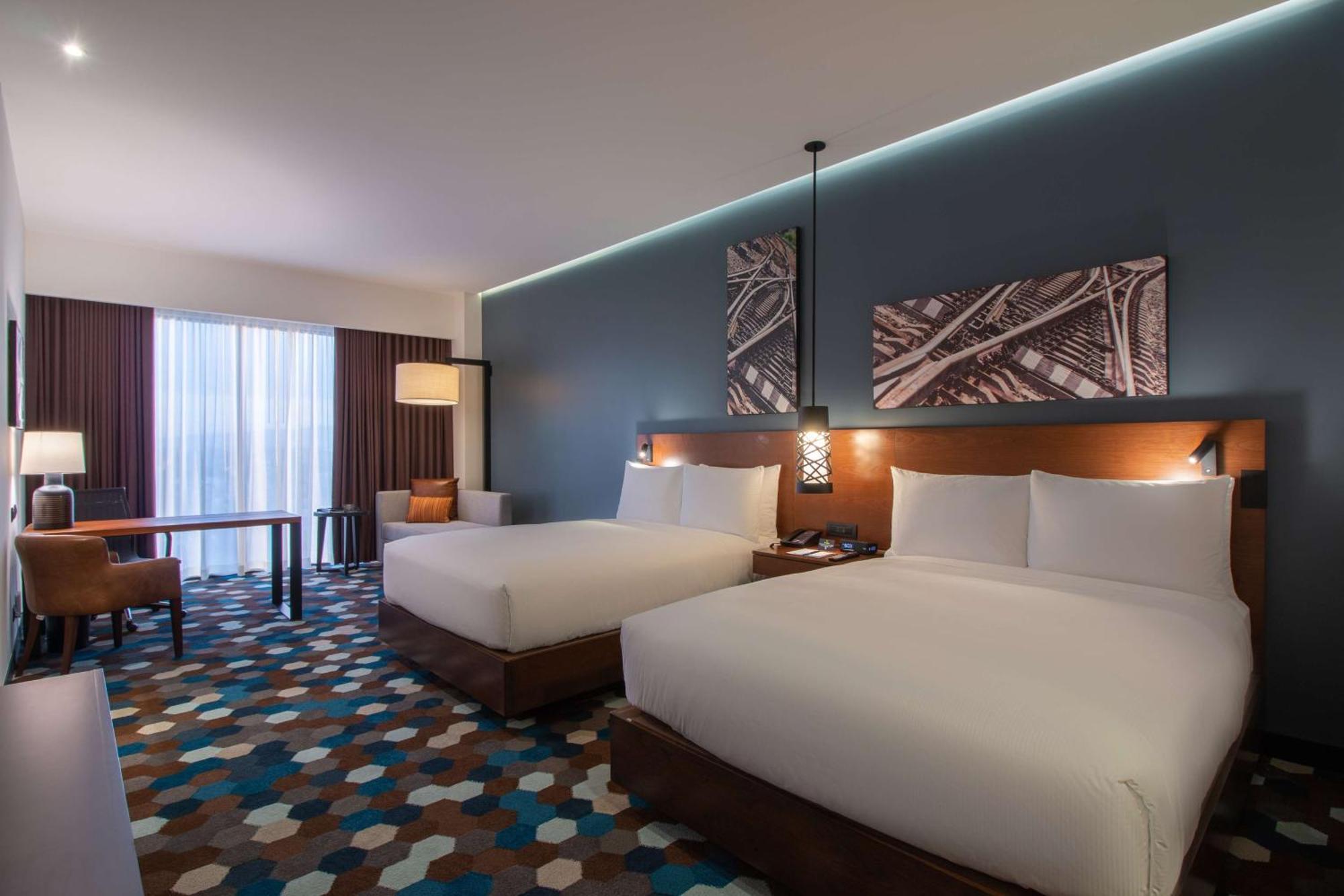 Doubletree By Hilton Celaya Celaya  Exteriér fotografie