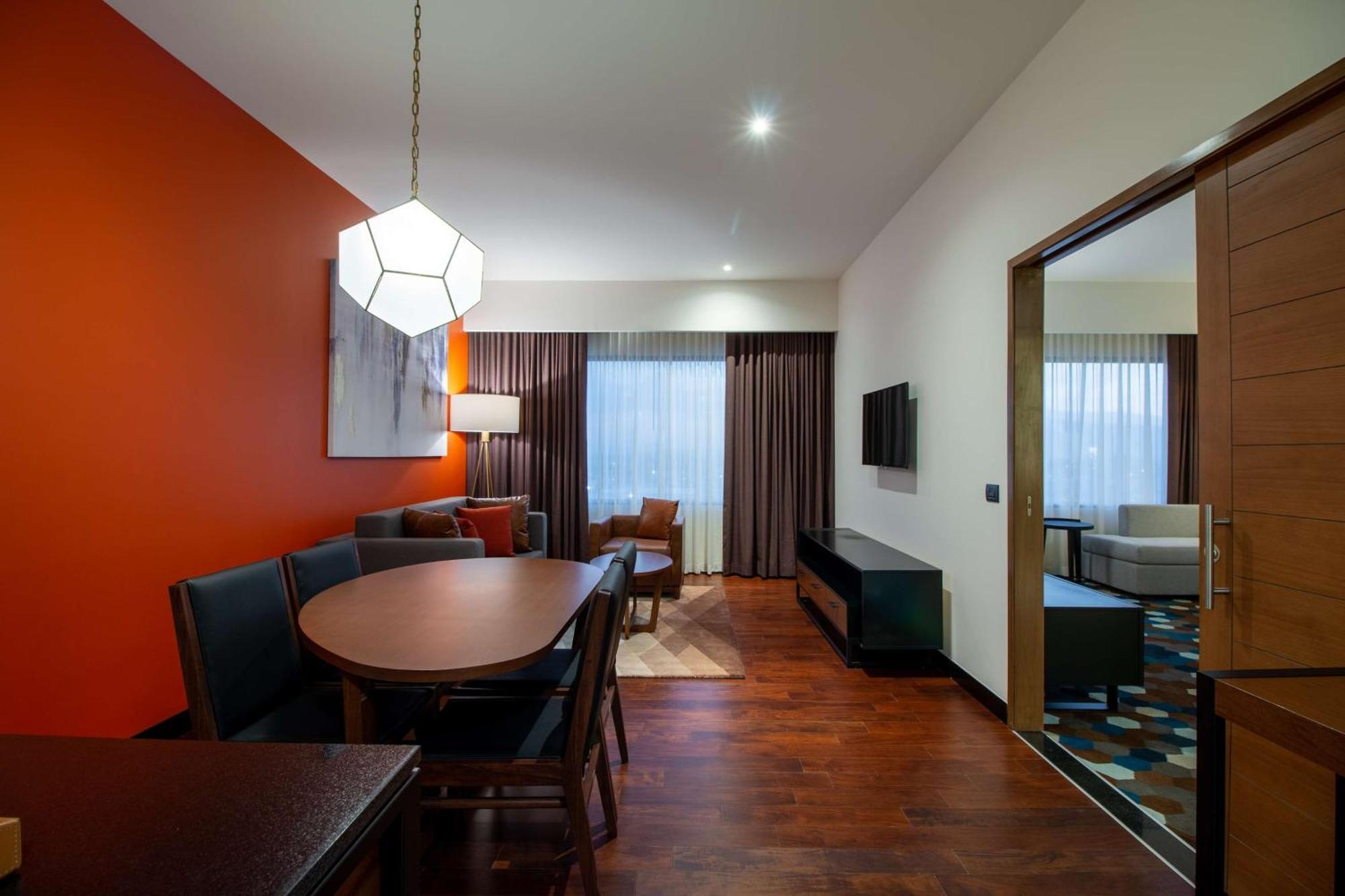 Doubletree By Hilton Celaya Celaya  Exteriér fotografie